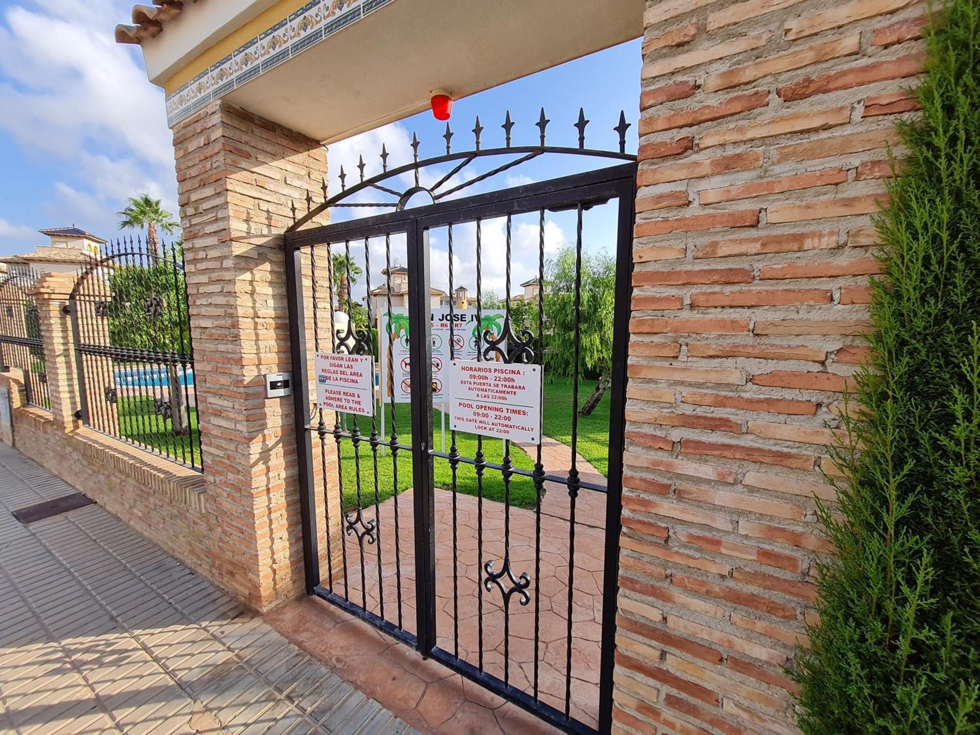 Schoenes Ferienhaus Casa Juan Mit Pool Dehesa de Campoamor  Ngoại thất bức ảnh